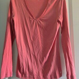Vineyard Vines ladies casual top